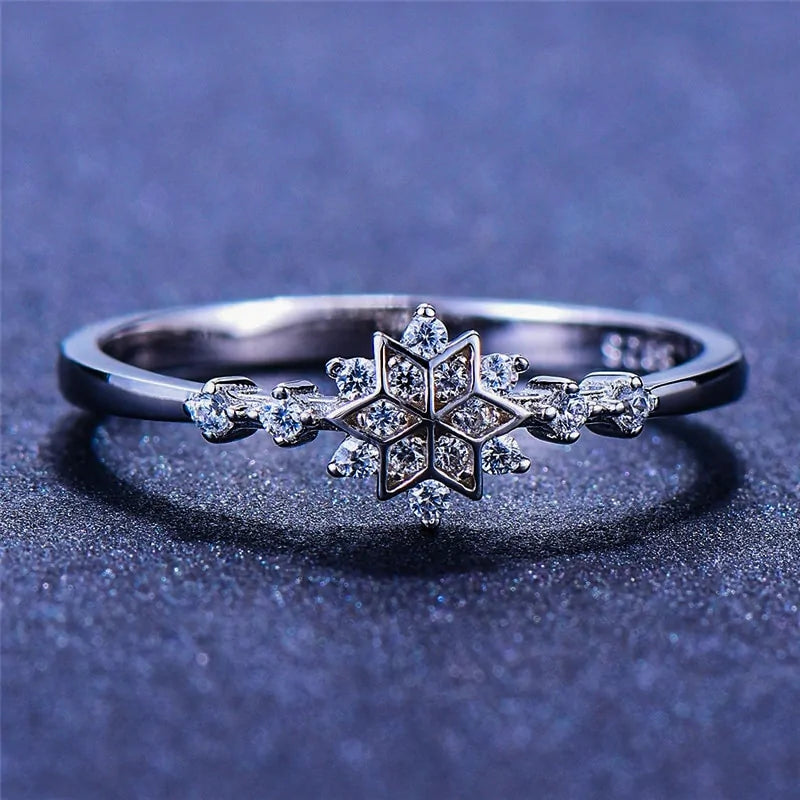 925 Sterling Silver Ring SNÖFLINGA