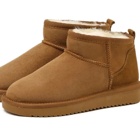 Trendiga Sheepskin Snow Boots